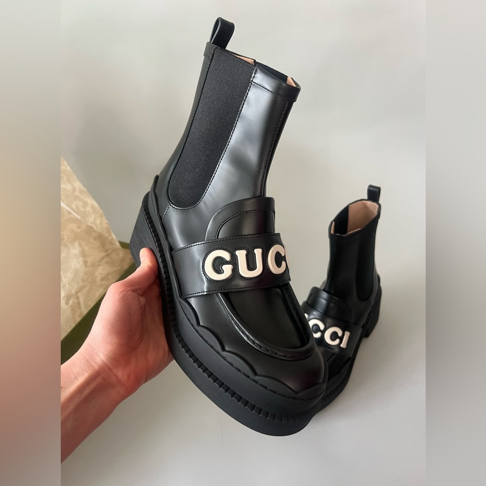 Gucci Leather Heeled Boots with Gucci Logo